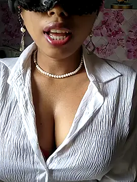 sandy naughty online show from 02-14-26, 08:03