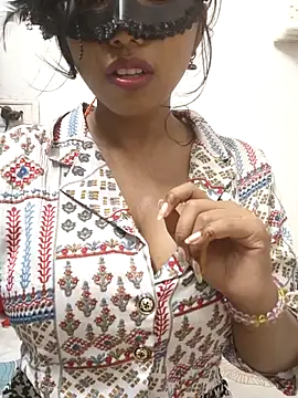 sandy naughty online show from 10-16-25, 08:17