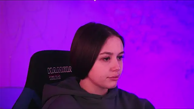 SerenaFerrera online show from 12-06-24, 05:38