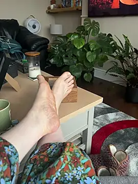 Snapshot of curvy-milf-abbie chatting on 03-08-26, 04:54 curvy-milf-abbie online show from 03-08-26, 04:54