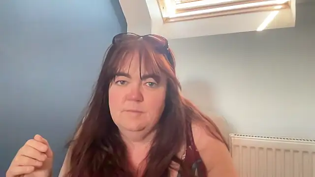 curvy-milf-abbie online show from 05-26-26, 10:13