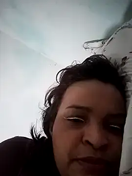 Snapshot of _violetta_- chatting on 03-22-25, 12:17  violetta - online show from 03-22-25, 12:17
