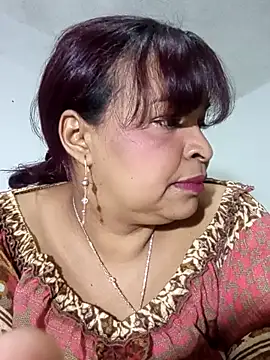 Snapshot of _violetta_- chatting on 09-23-25, 12:06  violetta - online show from 09-23-25, 12:06