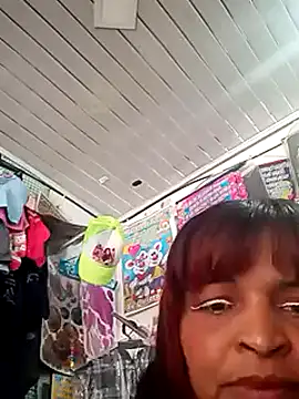 Snapshot of _violetta_- chatting on 03-19-25, 06:44  violetta - online show from 03-19-25, 06:44