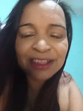 Snapshot of _violetta_- chatting on 07-16-26, 02:30 violetta - online show from 07-16-26, 02:30