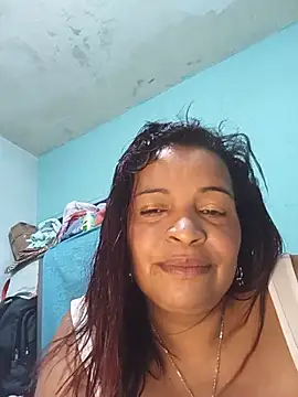 Snapshot of _violetta_- chatting on 07-13-26, 01:32 violetta - online show from 07-13-26, 01:32