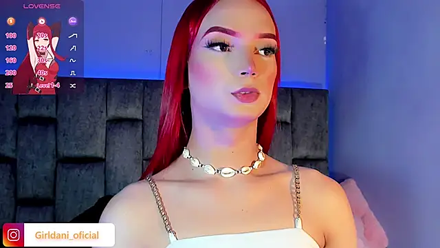 Snapshot of Liittle_foxxxy chatting on 02-11-25, 05:16 Liittle foxxxy online show from 02-11-25, 05:16