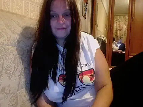 Snapshot of CatMelissa chatting on 10-02-25, 10:46 CatMelissa online show from 10-02-25, 10:46