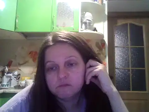 Snapshot of CatMelissa chatting on 12-13-24, 10:02 CatMelissa online show from 12-13-24, 10:02