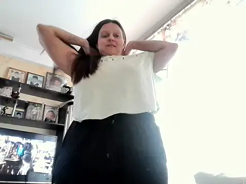 CatMelissa online show from 03-25-26, 10:03