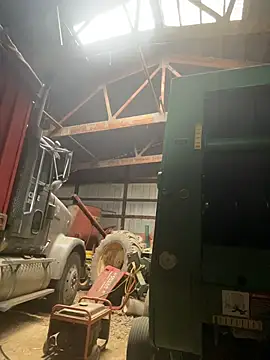 EllaSnow online show from 04-14-26, 04:45