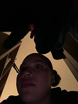 Snapshot of ladylavish chatting on 12-15-24, 08:19 ladylavish online show from 12-15-24, 08:19