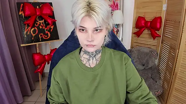 Snapshot of mekurisu chatting on 02-23-26, 01:18 mekurisu online show from 02-23-26, 01:18