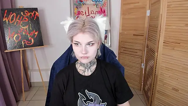 Snapshot of mekurisu chatting on 01-19-26, 01:20 mekurisu online show from 01-19-26, 01:20