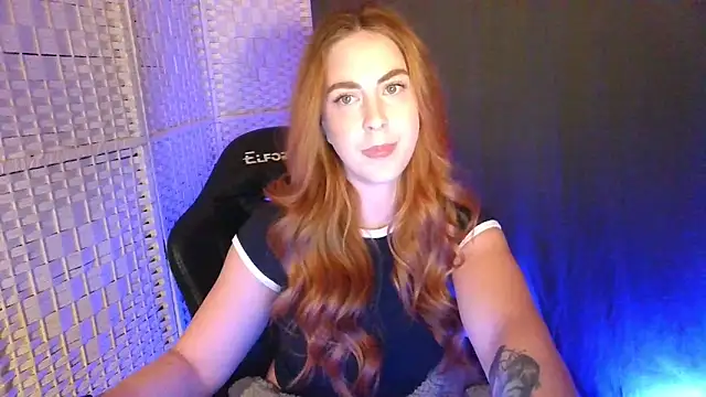 KayleyxEmily online show from 02-15-26, 09:03