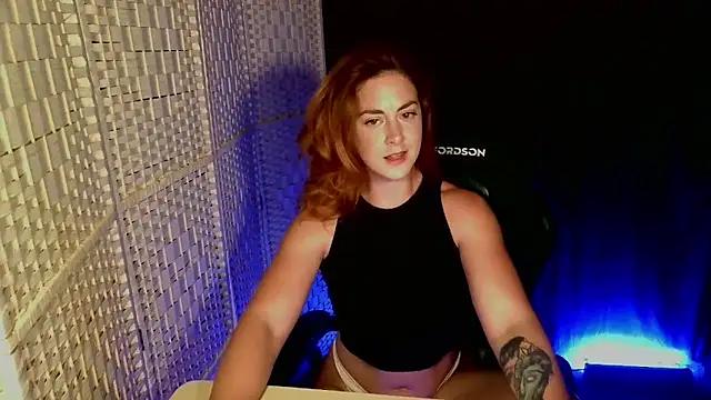 KayleyxEmily online show from 04-30-26, 08:57