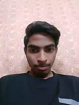 Snapshot of biggboyzz chatting on 01-12-25, 09:51 biggboyzz online show from 01-12-25, 09:51