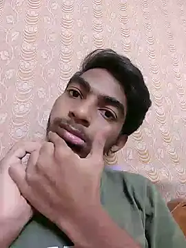 Snapshot of biggboyzz chatting on 01-21-25, 01:11 biggboyzz online show from 01-21-25, 01:11