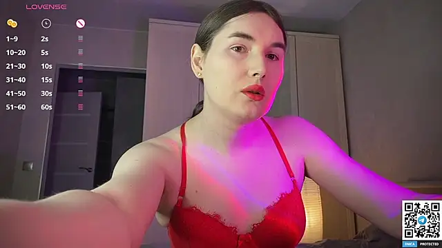 Maria Bowie online show from 03-29-26, 07:21