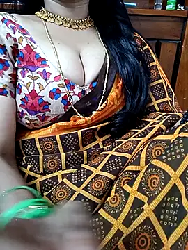 Snapshot of amala_ss chatting on 03-07-25, 03:08 amala ss online show from 03-07-25, 03:08