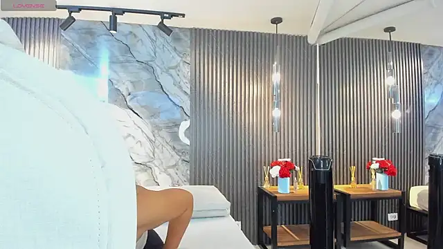 julietha taylor online show from 11-25-25, 02:34