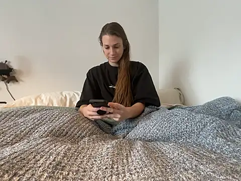MissSwitch online show from 01-07-25, 01:35