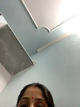 HotRiyacpl online show from 11-28-25, 03:45