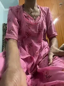 HotRiyacpl online show from 12-18-25, 04:55