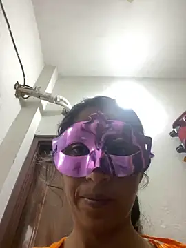 HotRiyacpl online show from 10-30-25, 05:28