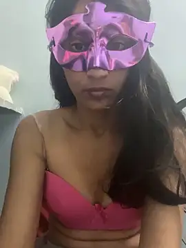 HotRiyacpl online show from 11-15-25, 05:28