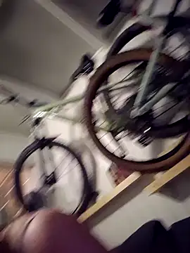 Snapshot of 420Curvybabe chatting on 12-31-24, 12:00 420Curvybabe online show from 12-31-24, 12:00