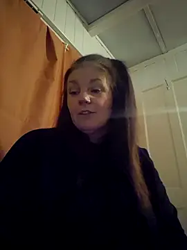 Snapshot of 420Curvybabe chatting on 02-10-25, 05:41 420Curvybabe online show from 02-10-25, 05:41