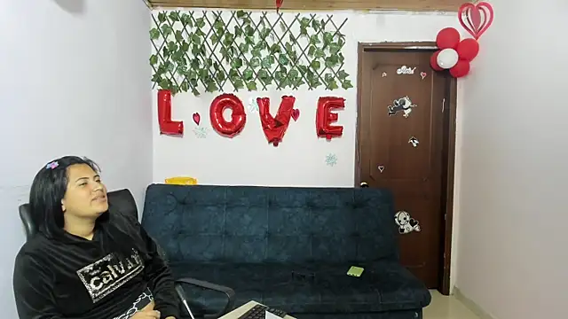 Luna Star Sl online show from 03-18-25, 12:28