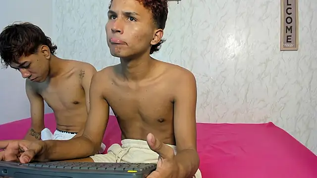 boys yourparty online show from 03-25-26, 01:17