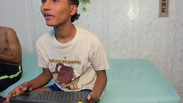 boys yourparty online show from 04-06-26, 01:12