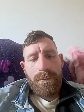 Snapshot of benalexa1992 chatting on 03-08-26, 01:47 benalexa1992 online show from 03-08-26, 01:47