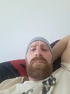 Snapshot of benalexa1992 chatting on 03-10-26, 08:29 benalexa1992 online show from 03-10-26, 08:29