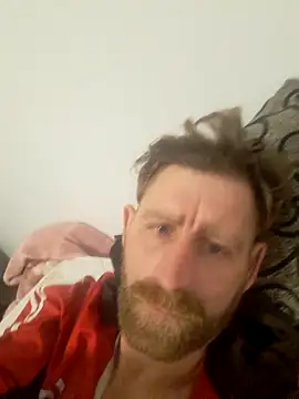 Snapshot of benalexa1992 chatting on 03-06-26, 08:37 benalexa1992 online show from 03-06-26, 08:37