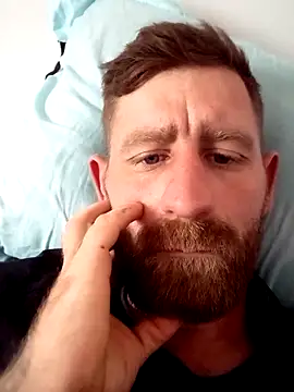 Snapshot of benalexa1992 chatting on 04-15-26, 03:49 benalexa1992 online show from 04-15-26, 03:49