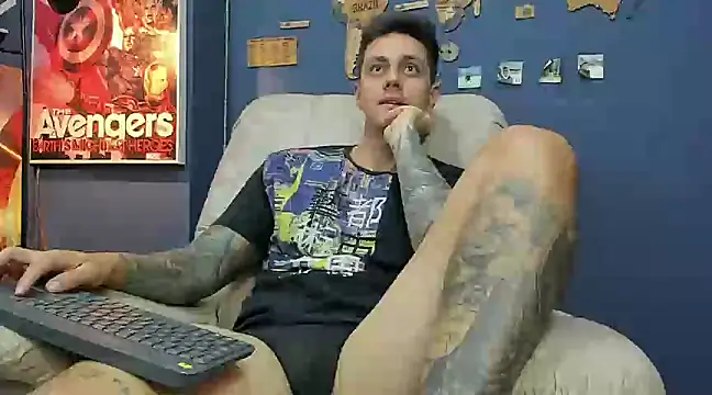 Snapshot of JeanBroc chatting on 03-02-25, 11:06 JeanBroc online show from 03-02-25, 11:06