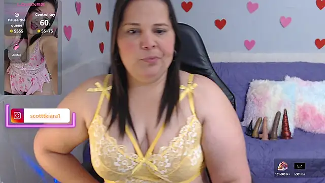 kiara scottt online show from 09-19-25, 08:40