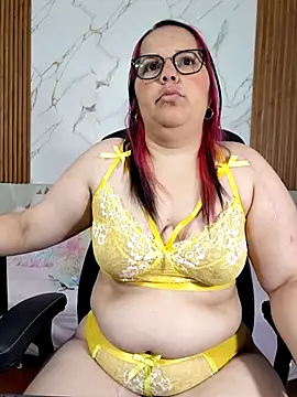 kiara scottt online show from 06-24-26, 08:35