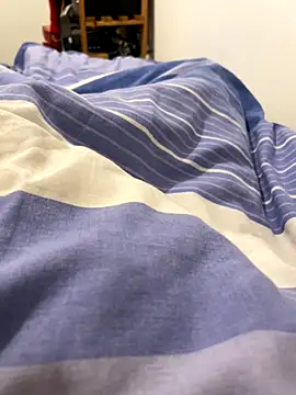 Lcrete online show from 10-20-25, 10:38