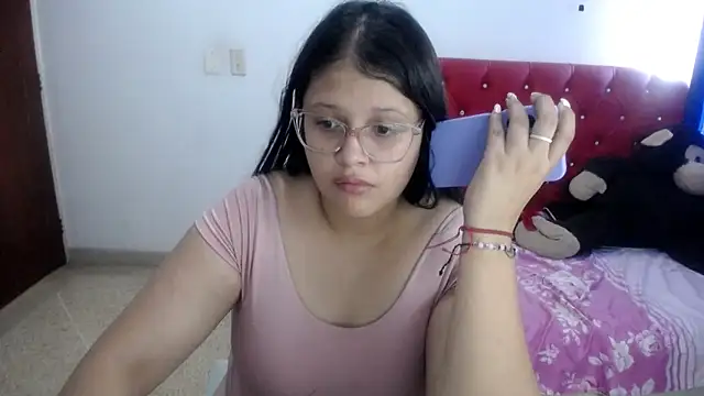 Snapshot of angel_barbie_1 chatting on 06-02-26, 02:39 angel barbie 1 online show from 06-02-26, 02:39