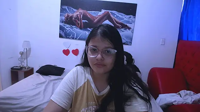 Snapshot of angel_barbie_1 chatting on 09-13-25, 04:29 angel barbie 1 online show from 09-13-25, 04:29