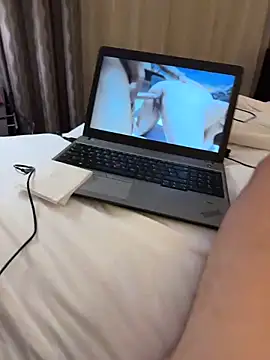 Snapshot of CheapFan55 chatting on 02-14-26, 09:31 CheapFan55 online show from 02-14-26, 09:31