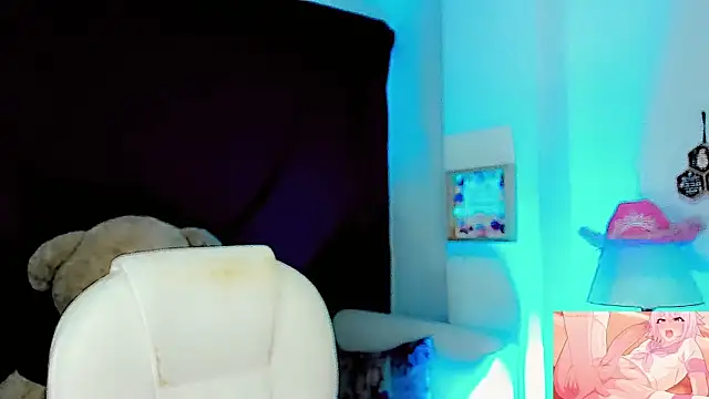 Snapshot of dollswit01 chatting on 03-19-25, 01:54 dollswit01 online show from 03-19-25, 01:54