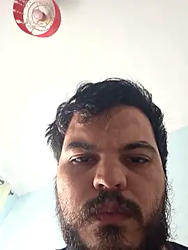 Snapshot of Chneor28 chatting on 01-17-26, 09:24 Chneor28 online show from 01-17-26, 09:24