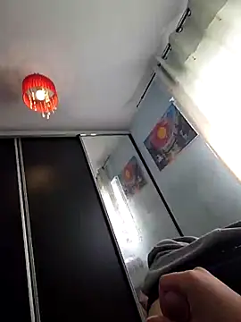 Snapshot of Chneor28 chatting on 02-13-26, 11:21 Chneor28 online show from 02-13-26, 11:21