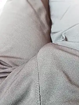 Fanindear online show from 03-20-25, 06:08